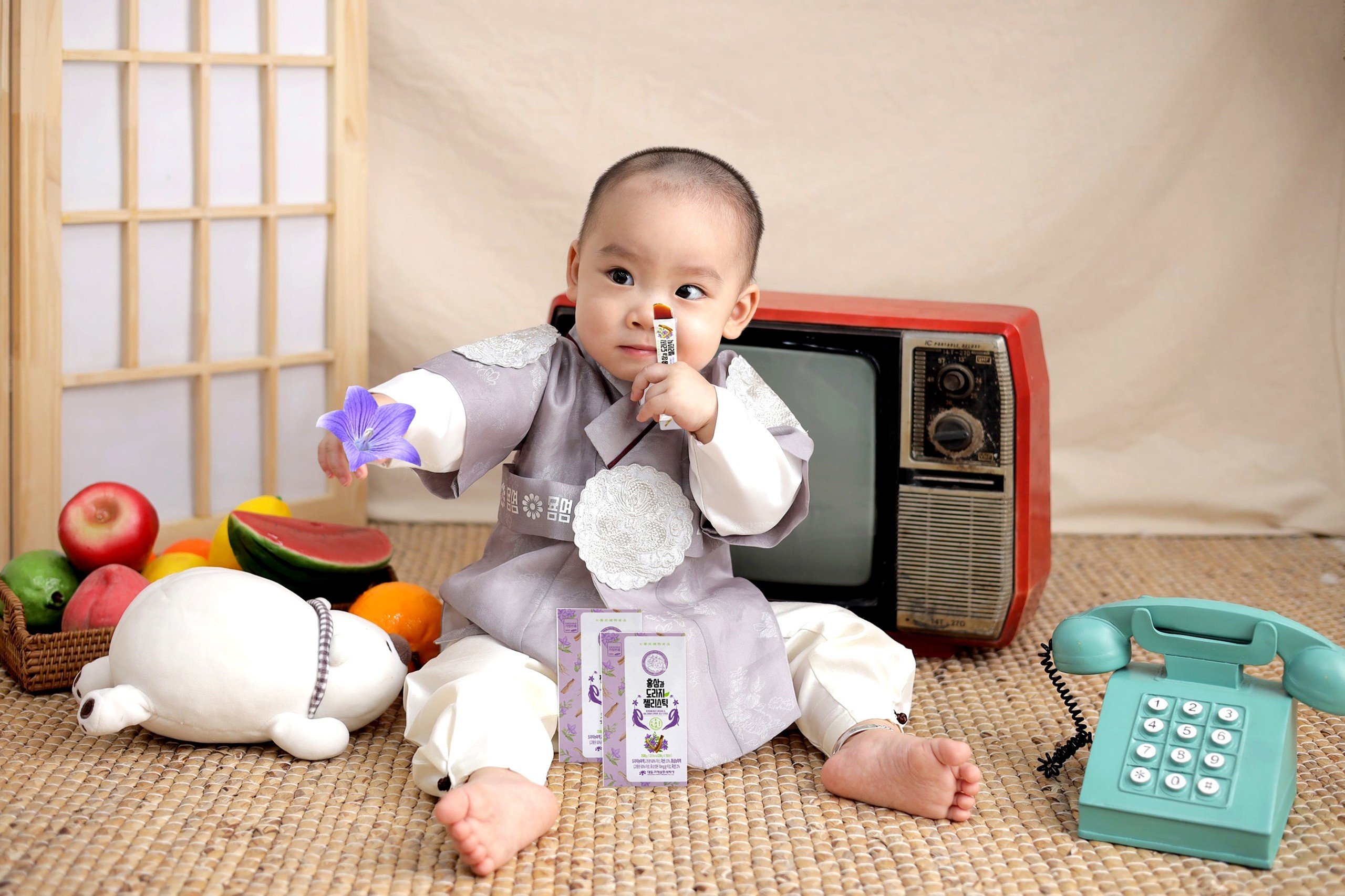 Thạch hồng sâm hoa chuông cho bé - Món quà tuyệt vời cho sức khỏe con trẻ Thạch hồng sâm hoa chuông cho bé - Món quà tuyệt vời cho sức khỏe con trẻ